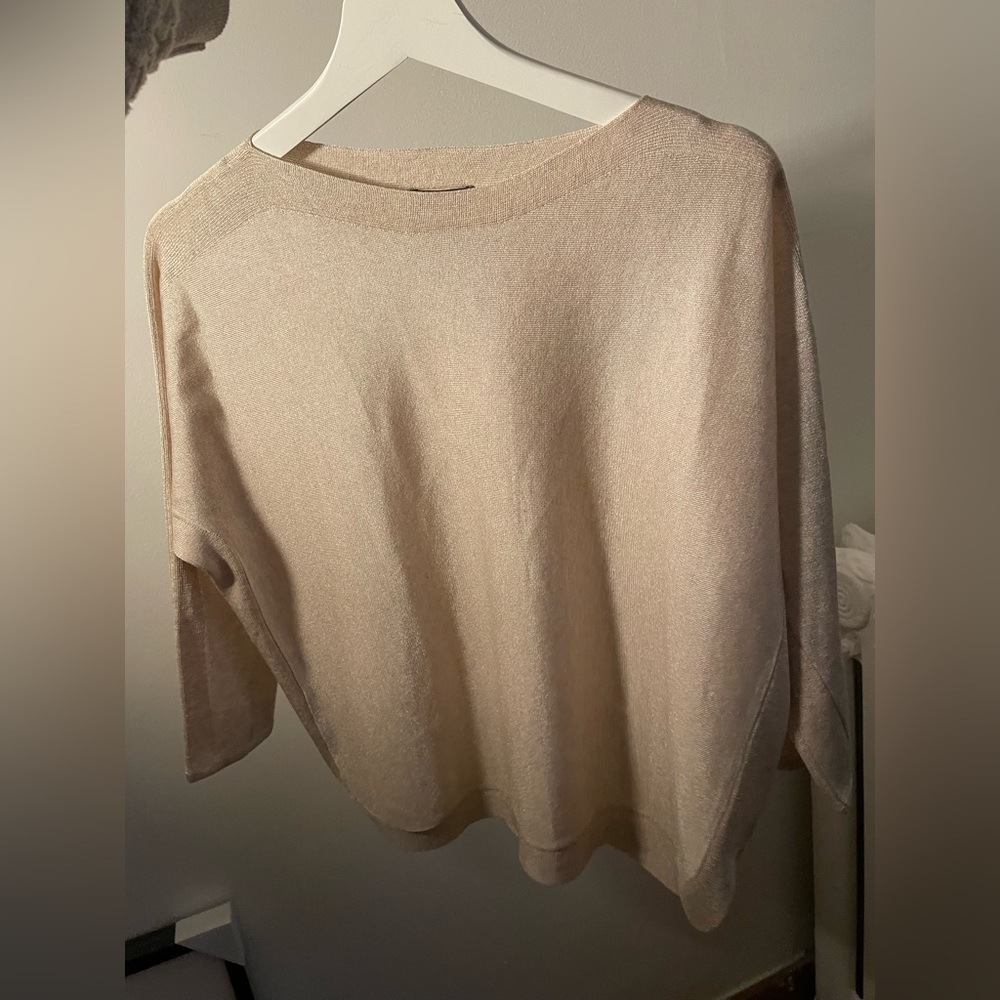 Massimo Dutti golden jersey